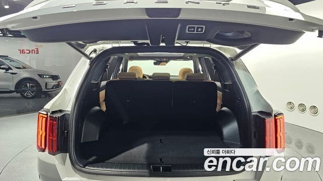 Kia Sorento 2021 — Фото 20/20