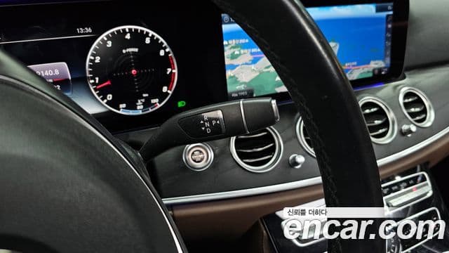 Mercedes-Benz E-Class 2018 — Фото 9/20