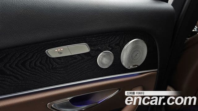 Mercedes-Benz E-Class 2018 — Фото 18/20