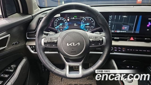 Kia Sportage 2023 — Şəkil 13/20