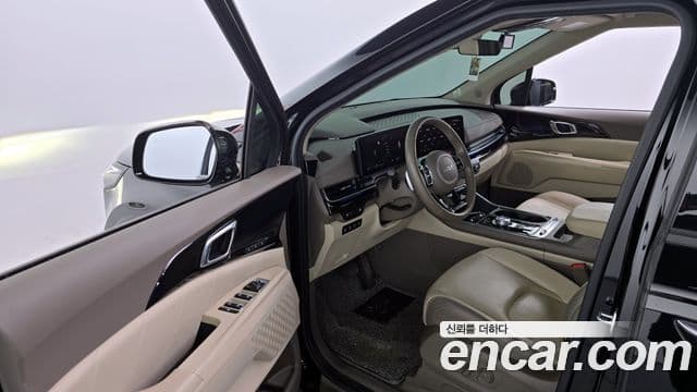 Kia Carnival 2024 — Şəkil 10/20