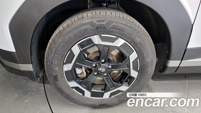 Hyundai Santa Fe 2024 — ფოტო 15/20