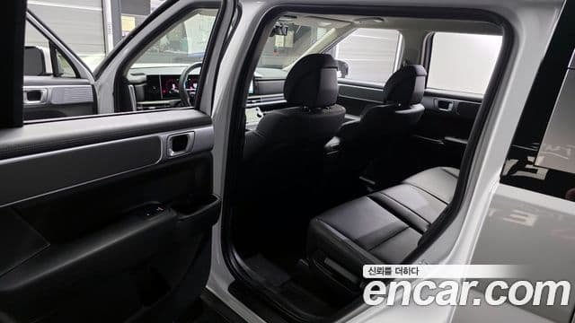 Hyundai Santa Fe 2024 — ფოტო 18/20