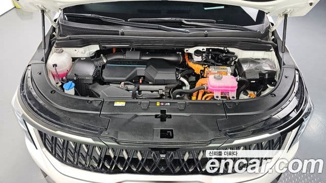 Kia Carnival 2024 — ფოტო 6/20