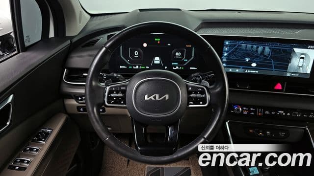 Kia Carnival 2024 — ფოტო 13/20
