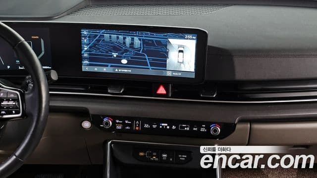 Kia Carnival 2024 — ფოტო 14/20