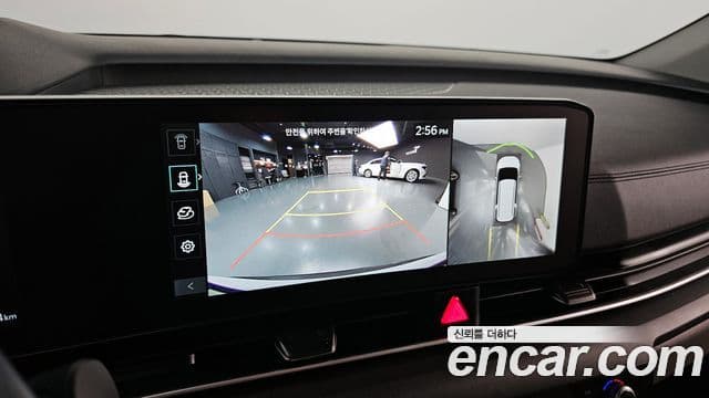 Kia Carnival 2024 — ფოტო 15/20
