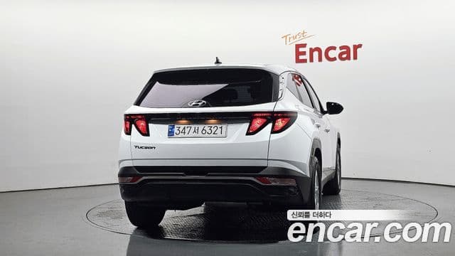 Hyundai Tucson Hybrid 2022 — Photo 8/20