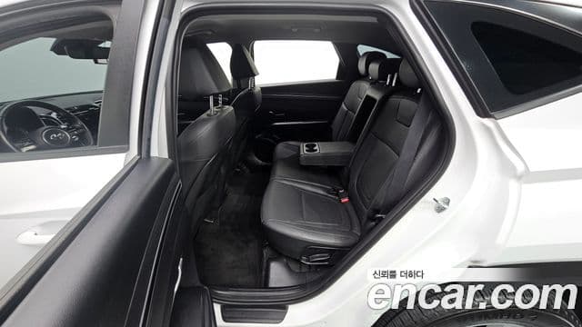 Hyundai Tucson Hybrid 2022 — Photo 4/20