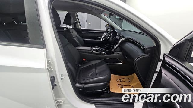 Hyundai Tucson Hybrid 2022 — Photo 10/20