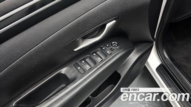 Hyundai Tucson Hybrid 2022 — Photo 17/20