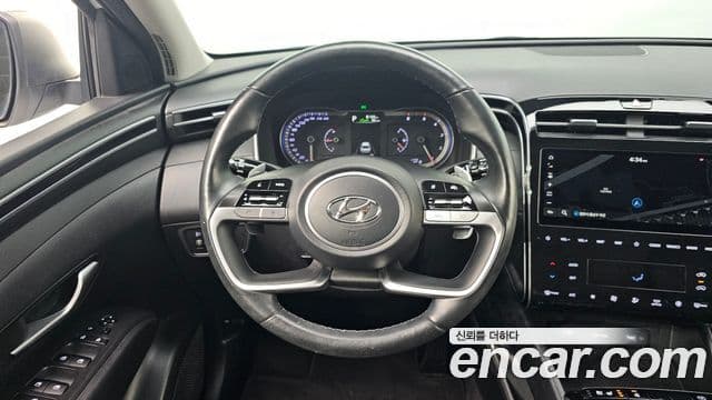 Hyundai Tucson Hybrid 2022 — Photo 13/20