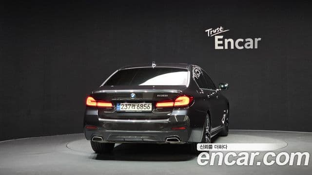 BMW 5 Series 2021 — Şəkil 4/20