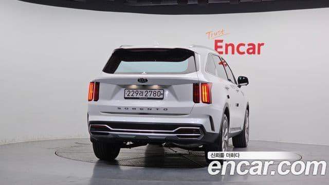 Kia Sorento 2020 — Фото 4/20
