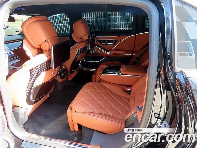 Mercedes-Benz S-Class 2024 — ფოტო 7/20