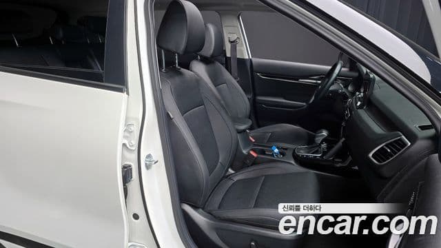 Kia Seltos 2021 — Şəkil 12/20