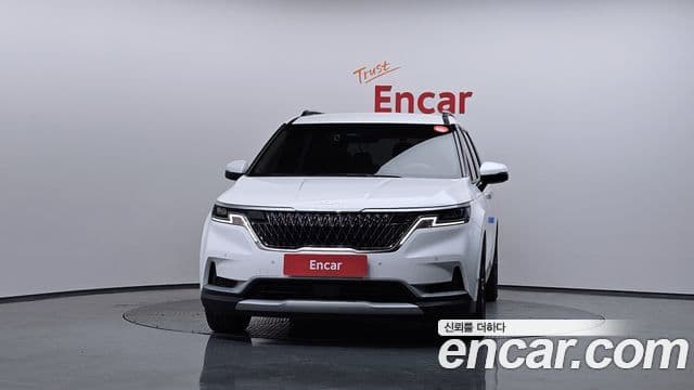 Kia Carnival 2023 — Фото 3/20