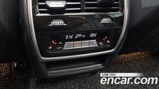 BMW X5 2021 — ფოტო 19/20