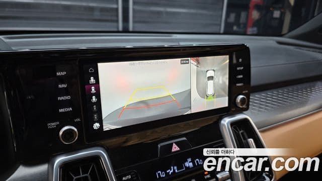 Kia Sorento 2020 — ფოტო 15/20