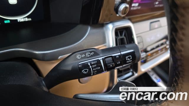 Kia Sorento 2020 — ფოტო 17/20