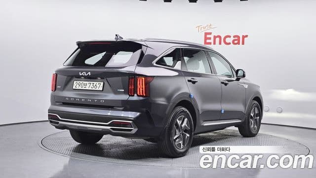 Kia Sorento 2022 — Фото 2/20