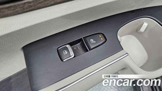 Kia Sorento 2022 — Фото 18/20
