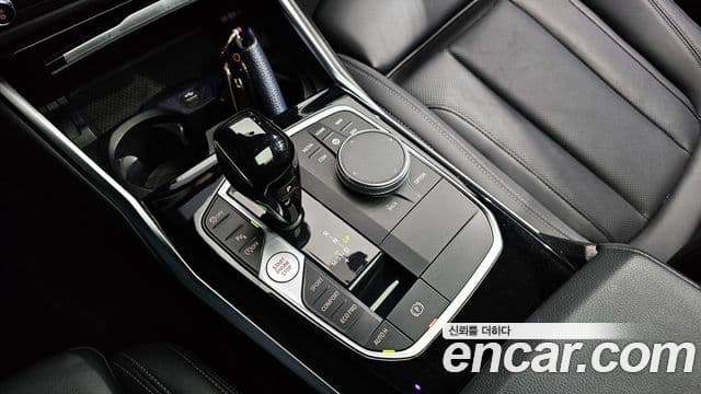 BMW 3 Series 2021 — ფოტო 9/20
