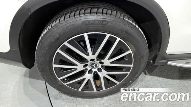 Mercedes-Benz GLC-Class 2022 — Şəkil 5/20