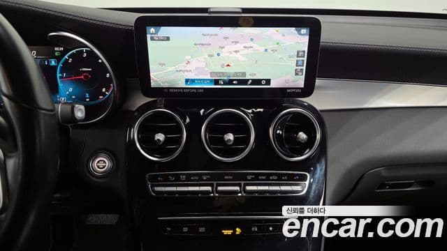 Mercedes-Benz GLC-Class 2022 — Şəkil 14/20