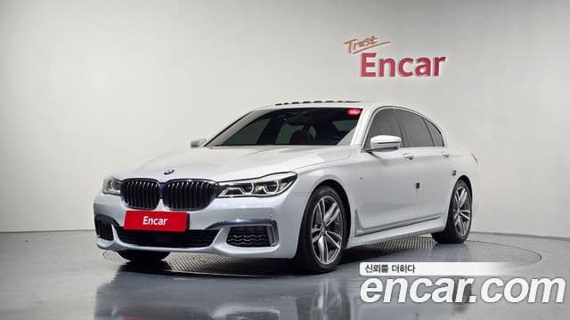 BMW 7 Series 2019 — Photo 13/20