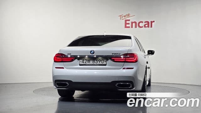 BMW 7 Series 2019 — Photo 19/20