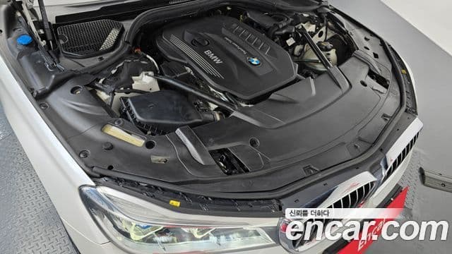BMW 7 Series 2019 — Photo 7/20