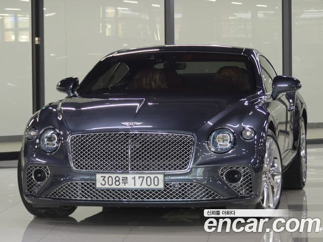 Bentley Continental GT 2020 — ფოტო 15/15