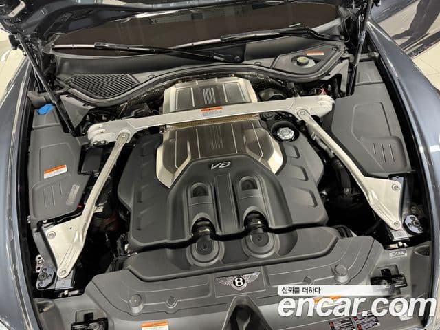 Bentley Continental GT 2020 — ფოტო 4/15