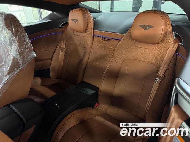 Bentley Continental GT 2020 — ფოტო 10/15