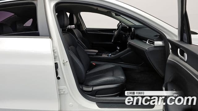 Kia K5 2020 — Photo 3/20