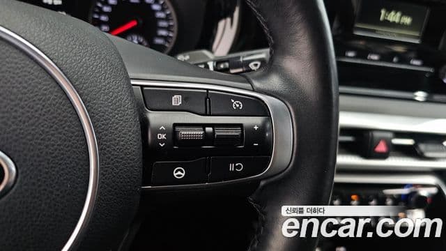 Kia K5 2020 — Photo 19/20