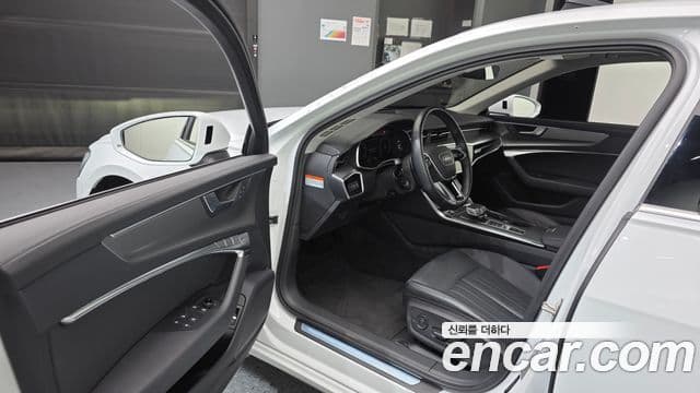 Audi A6 2023 — Şəkil 10/20