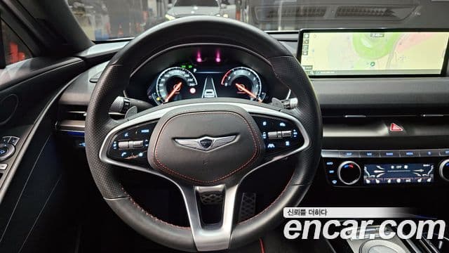 Genesis Electrified G80 2022 — ფოტო 13/20