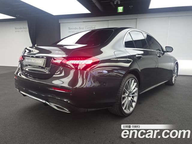 Mercedes-Benz E-Class 2022 — Şəkil 1/19