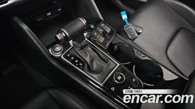 Kia Sportage 2022 — Şəkil 9/20