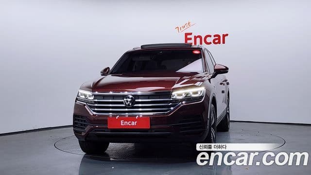 Volkswagen Touareg 2023 — ფოტო 3/20