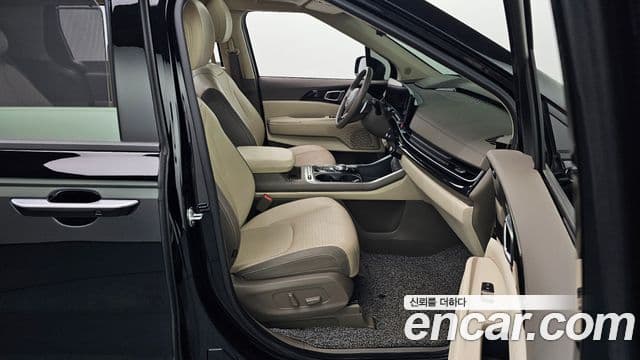 Kia Carnival 2023 — Şəkil 11/20