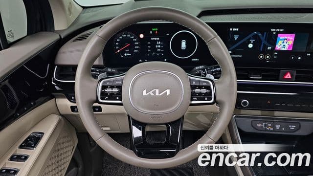 Kia Carnival 2023 — Şəkil 13/20