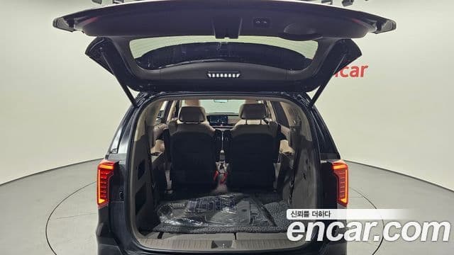 Kia Carnival 2023 — Şəkil 20/20