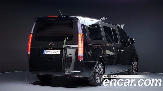Hyundai Staria 2021 — Şəkil 2/20