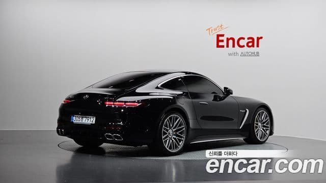 Mercedes-Benz AMG GT 2025 — ფოტო 2/20