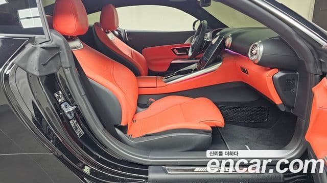 Mercedes-Benz AMG GT 2025 — ფოტო 11/20