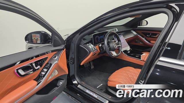 Mercedes-Benz S-Class 2022 — Photo 4/20
