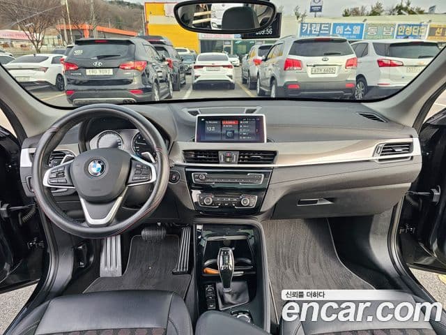 BMW X1 2021 — ფოტო 13/20